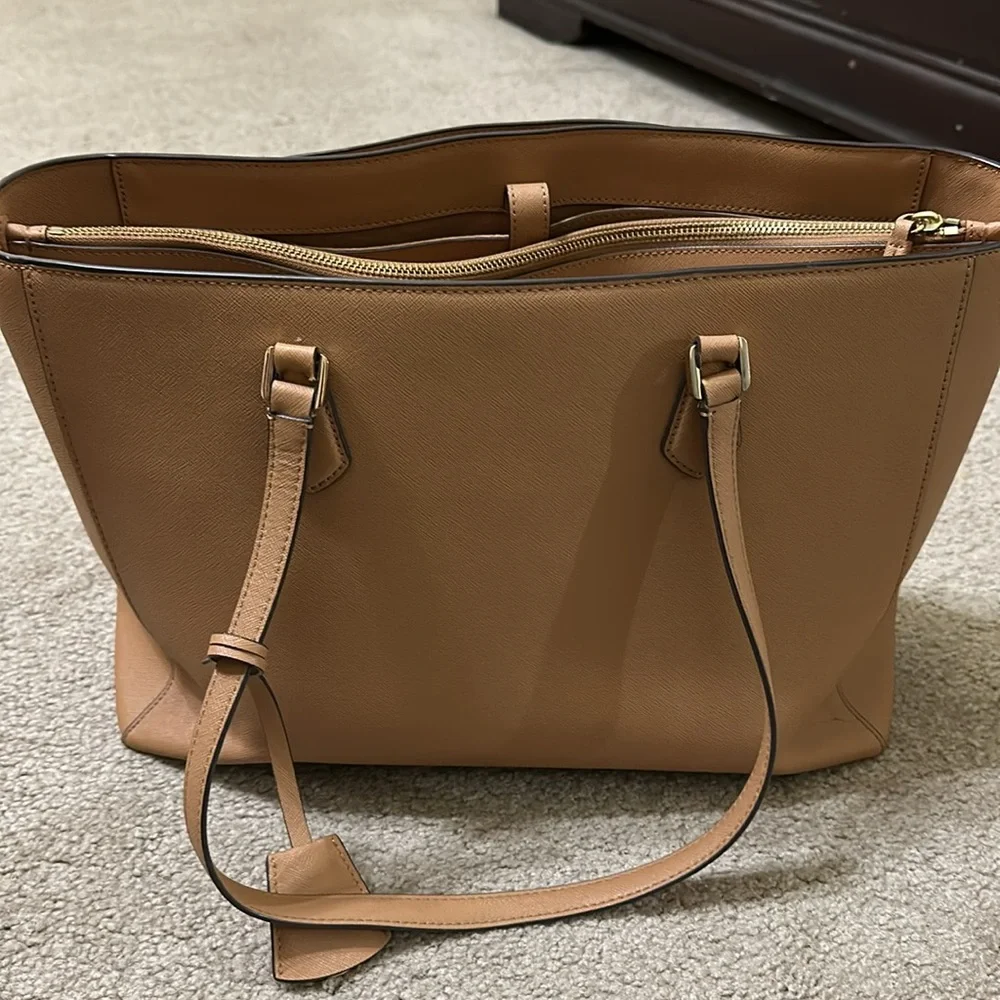 Tory Burch Tan Tote Bag - Picture 5 of 10